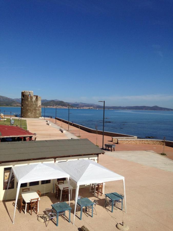Casa Con Terrazza Fronte Mare Santa Lucia (Sardinia) Exterior foto