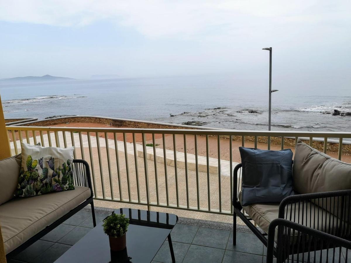 Casa Con Terrazza Fronte Mare Santa Lucia (Sardinia) Exterior foto