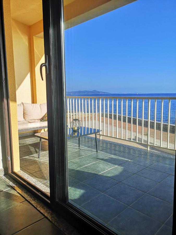 Casa Con Terrazza Fronte Mare Santa Lucia (Sardinia) Exterior foto