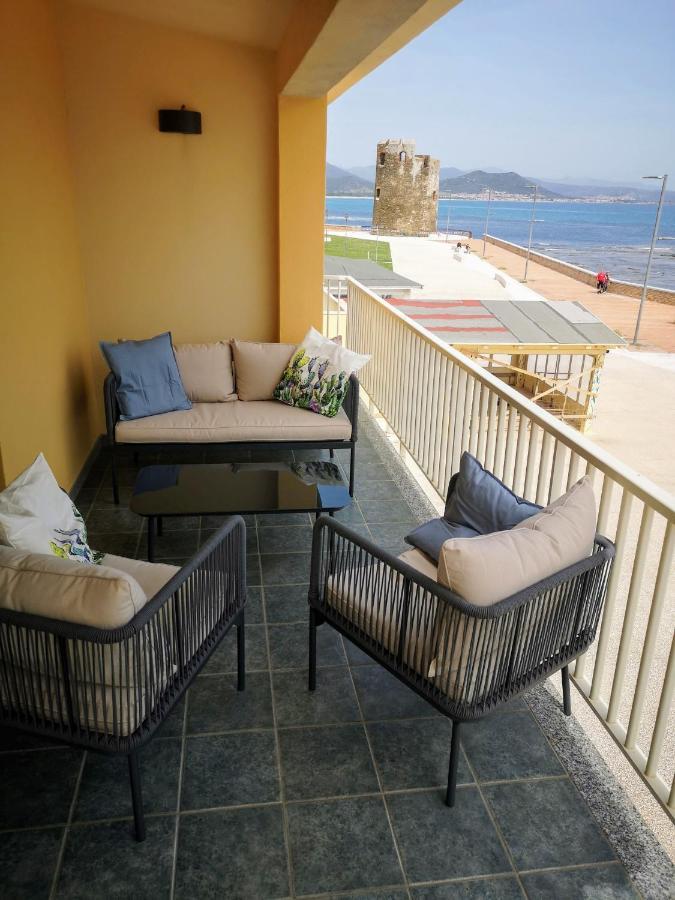 Casa Con Terrazza Fronte Mare Santa Lucia (Sardinia) Exterior foto